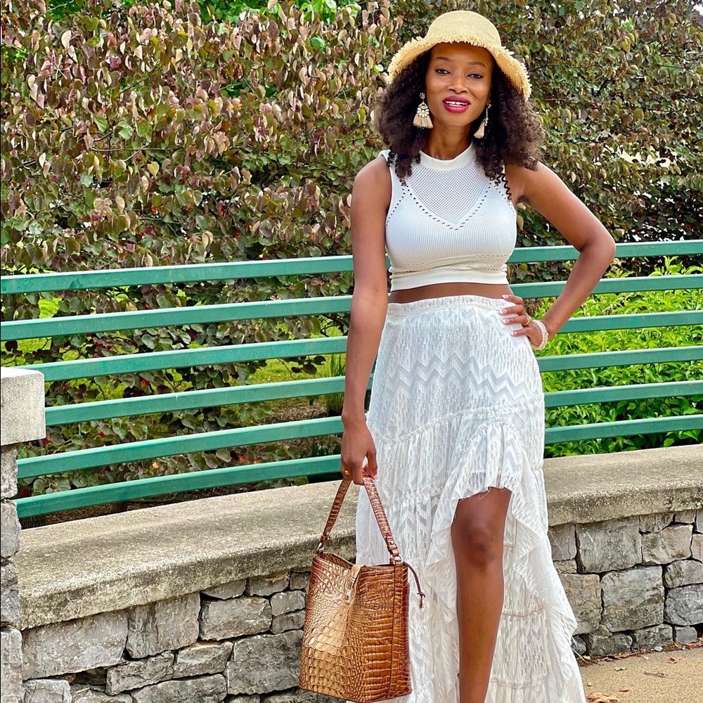 Maxi skirt with slit.
